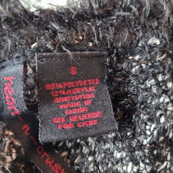 Vintage Fuzzy Eyelash Sweater‎ XS Black White Heart Stretch Whimsical Kidcore - Picture 11 of 11